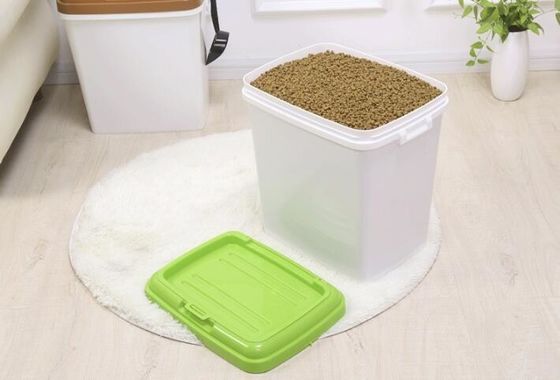 food grade Pet Food Barrel,dog food bucket, Eco-friendly Metal Dog/cat Food Bucket With Scoop feed for poultry, barrel